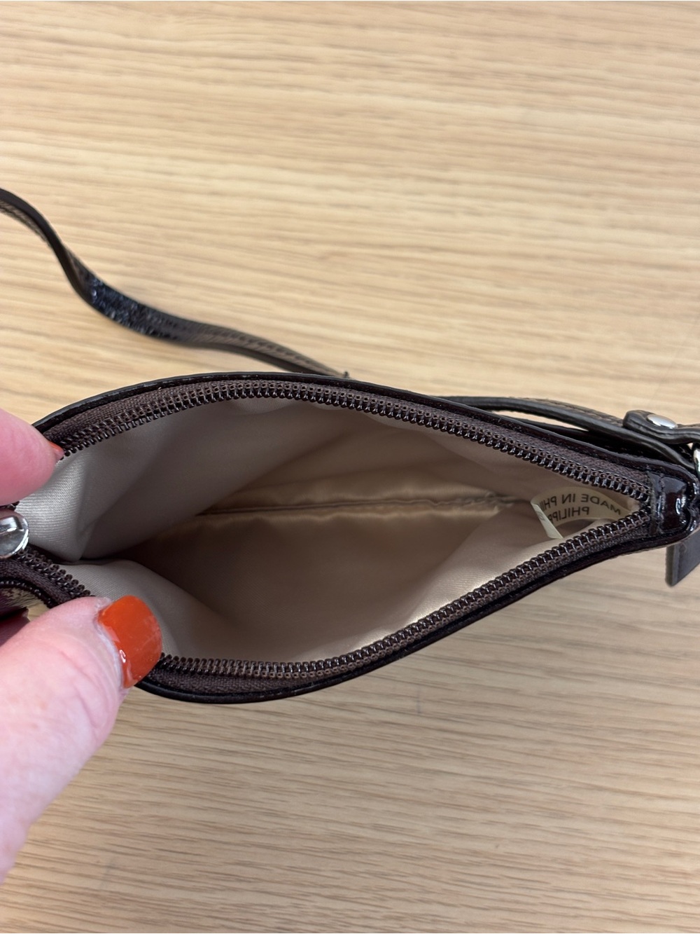 Coach Small Dark Brown Patent Leather Wristlet - Picture 5 of 9